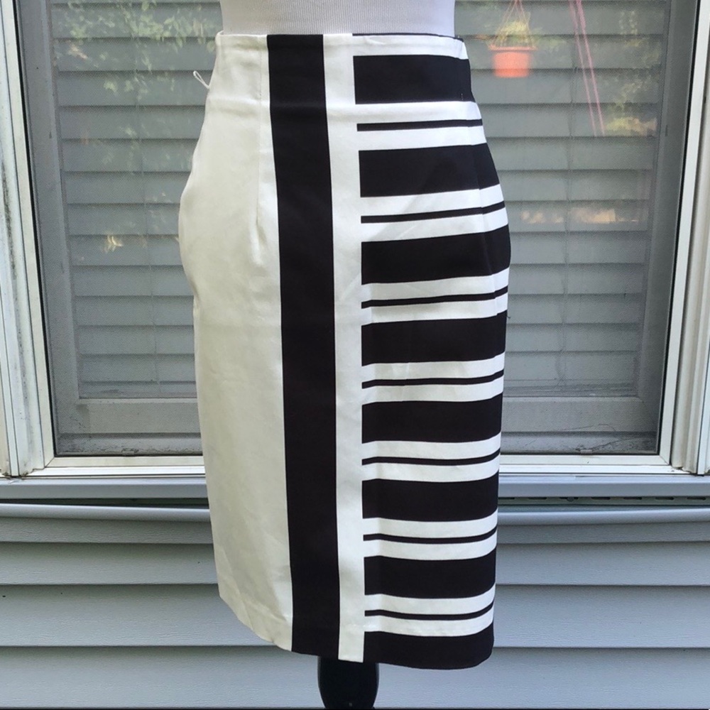 Worthington Black & White Colorblock Striped Pencil Skirt - Picture 8 of 10